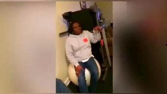 关于学生搞笑视频